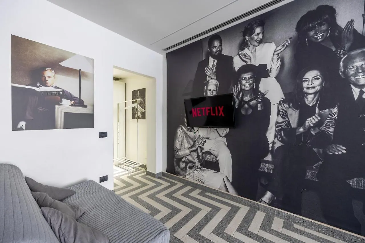 Armani House - Milan Center Apartment